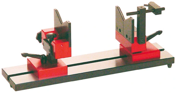 Height-adjustable V-block supports