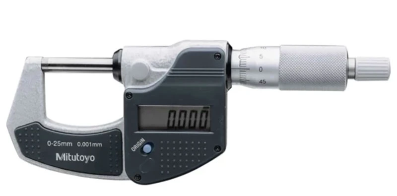 Mikrometr zewnętrzny Mitutoyo Digimatic