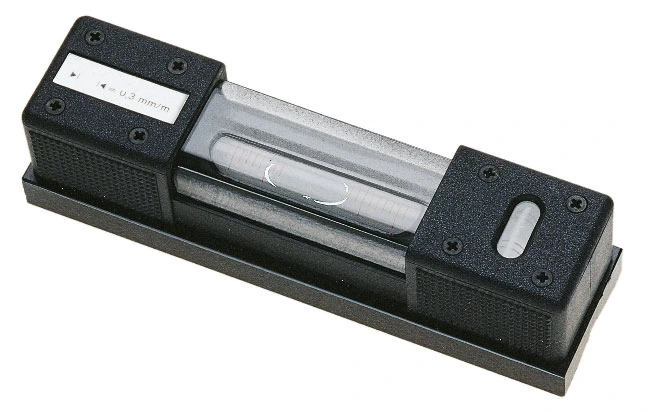 Precision horizontal spirit levels