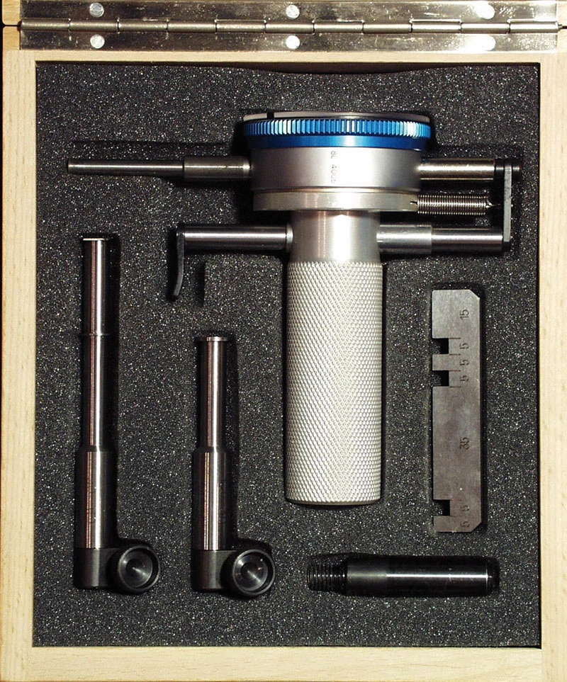 Groove & internal measuring instruments